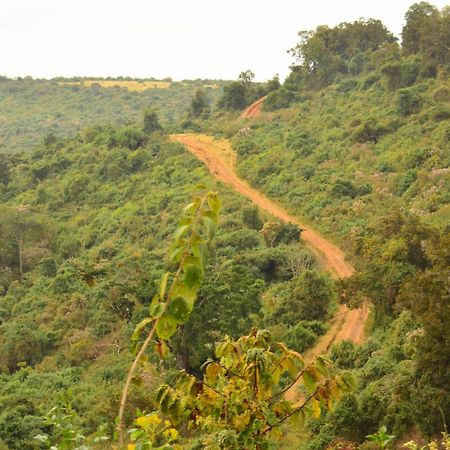 Maverick Camp, Rondavels And Homestay Nyandarua Exterior foto